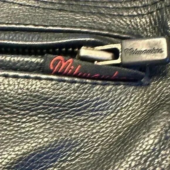 Milwaukee Leather Moto Jacket with speciality backpatch. Womans Small - Sexy. - Picture 6 of 15